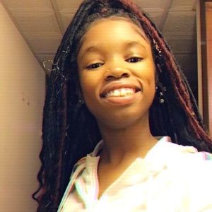 Meet your Posher, Donay